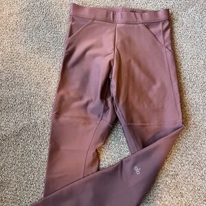 Alo Yoga High-Waist Airlift 4 Pocket Utility Legging